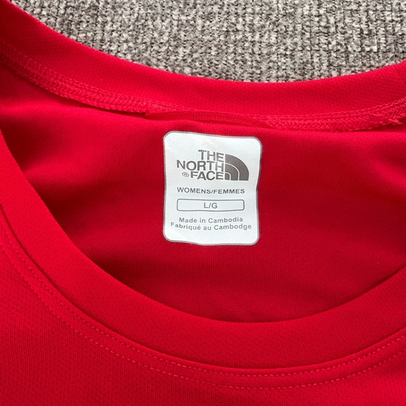 The North Face Women's Vibrant Red Short Sleeve Tee - Picture 2 of 3